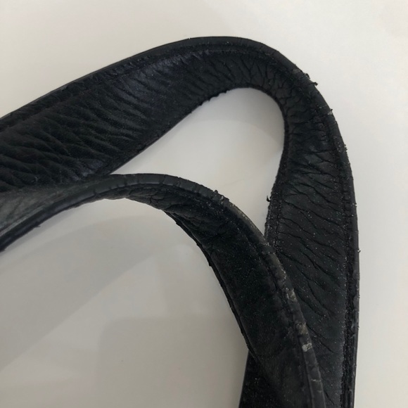 Michael Khors Purse | Color: Black/Gold | Size: Medium/Large - Picture 4 of 5